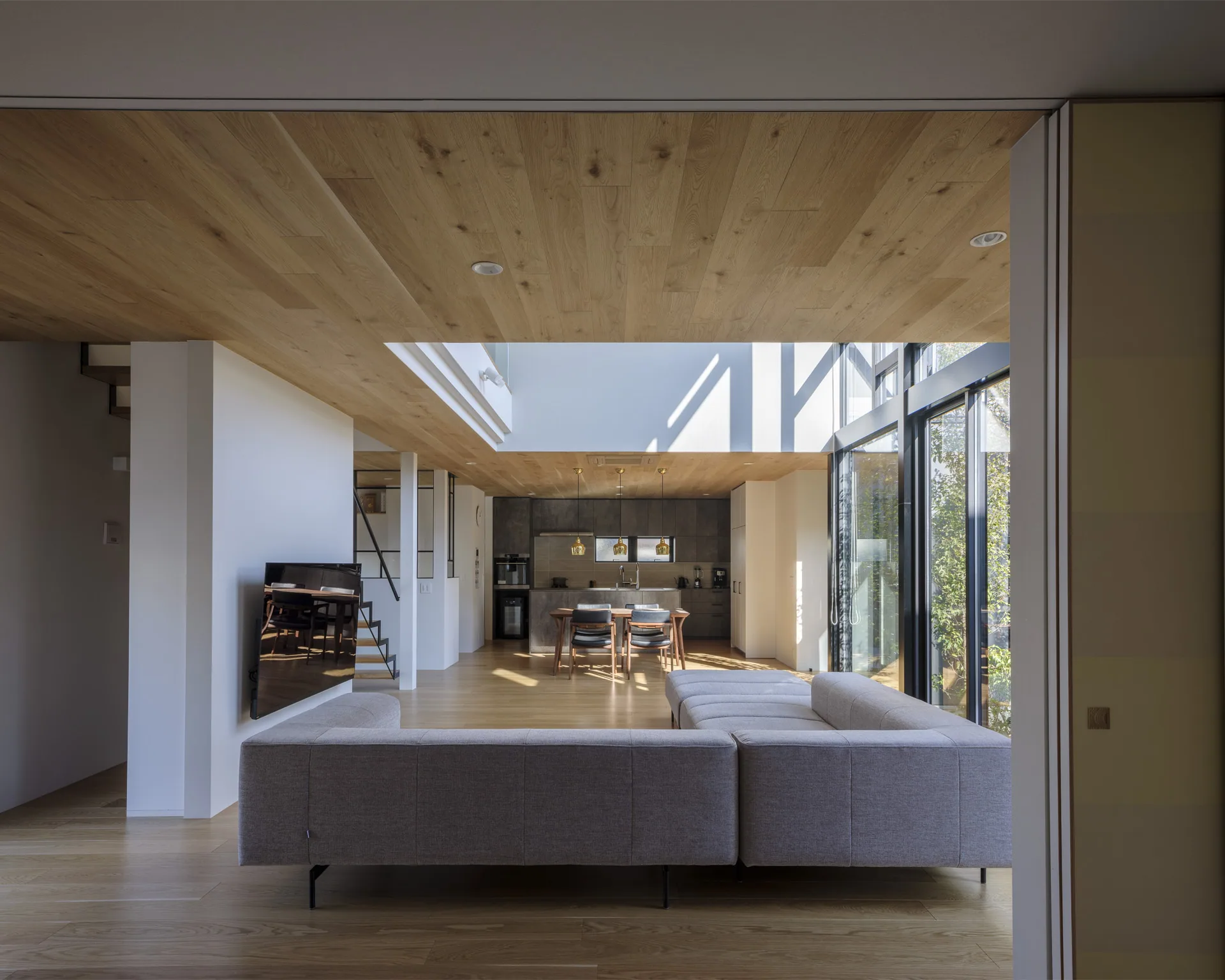 House Y Tasaki