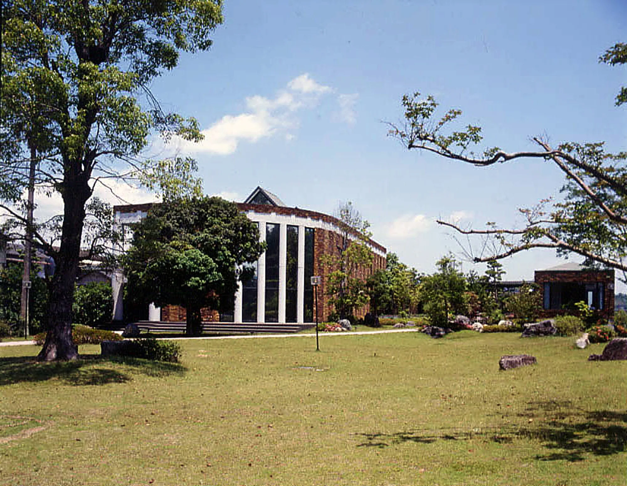 中津留美術館