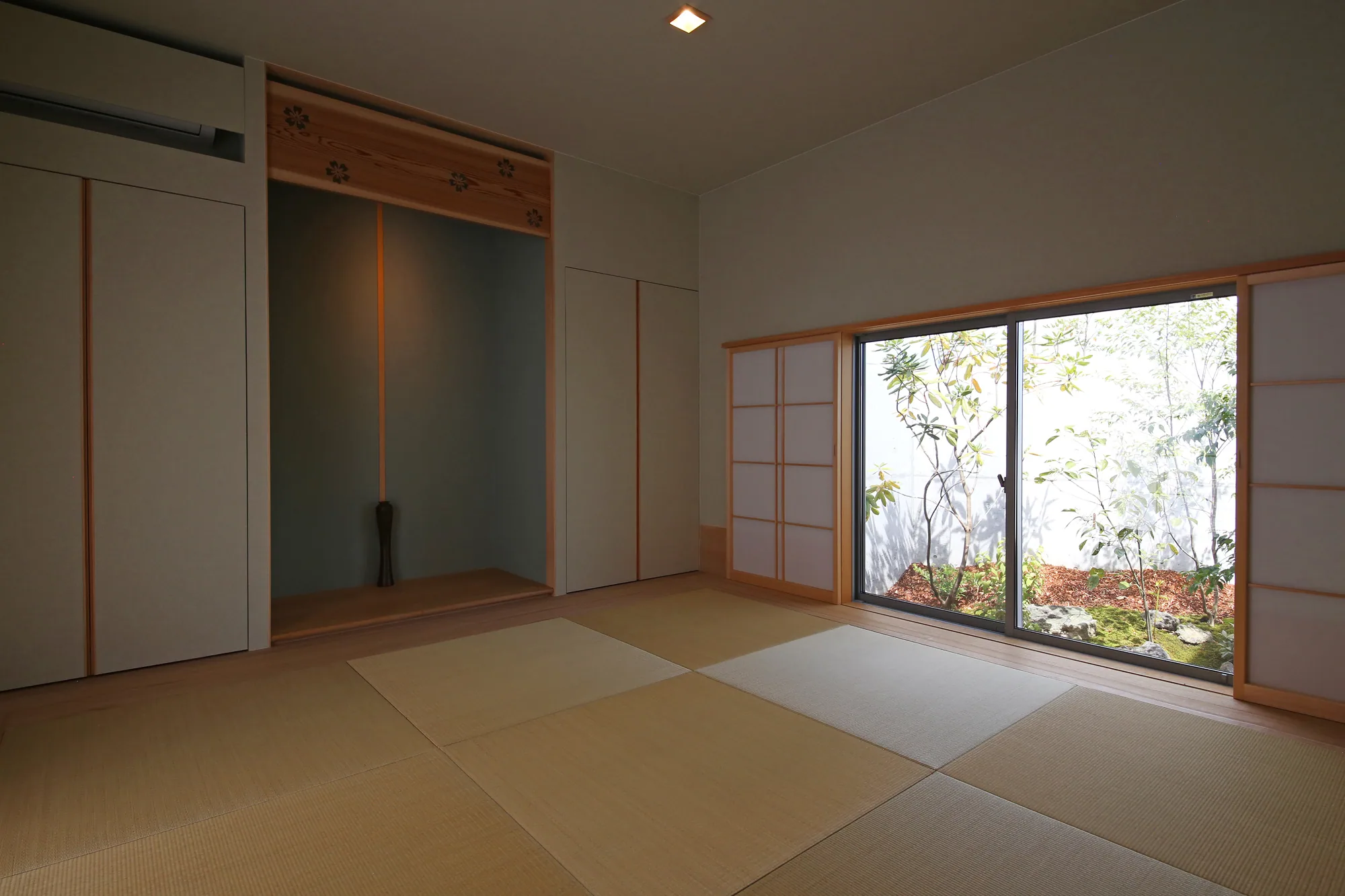 House K hitoyoshi